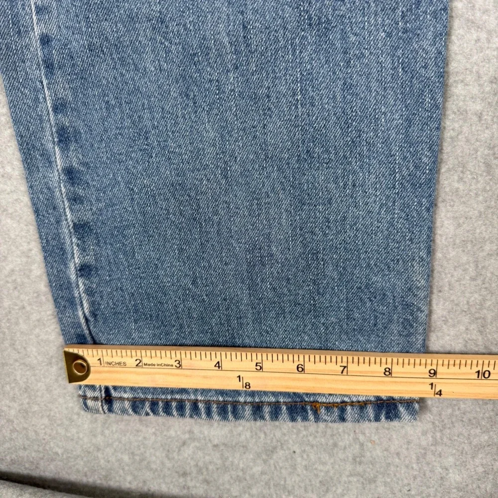 Levis 505 Regular Fit Jeans Mens 38x34 Medium Wash Blue Straight Leg Denim